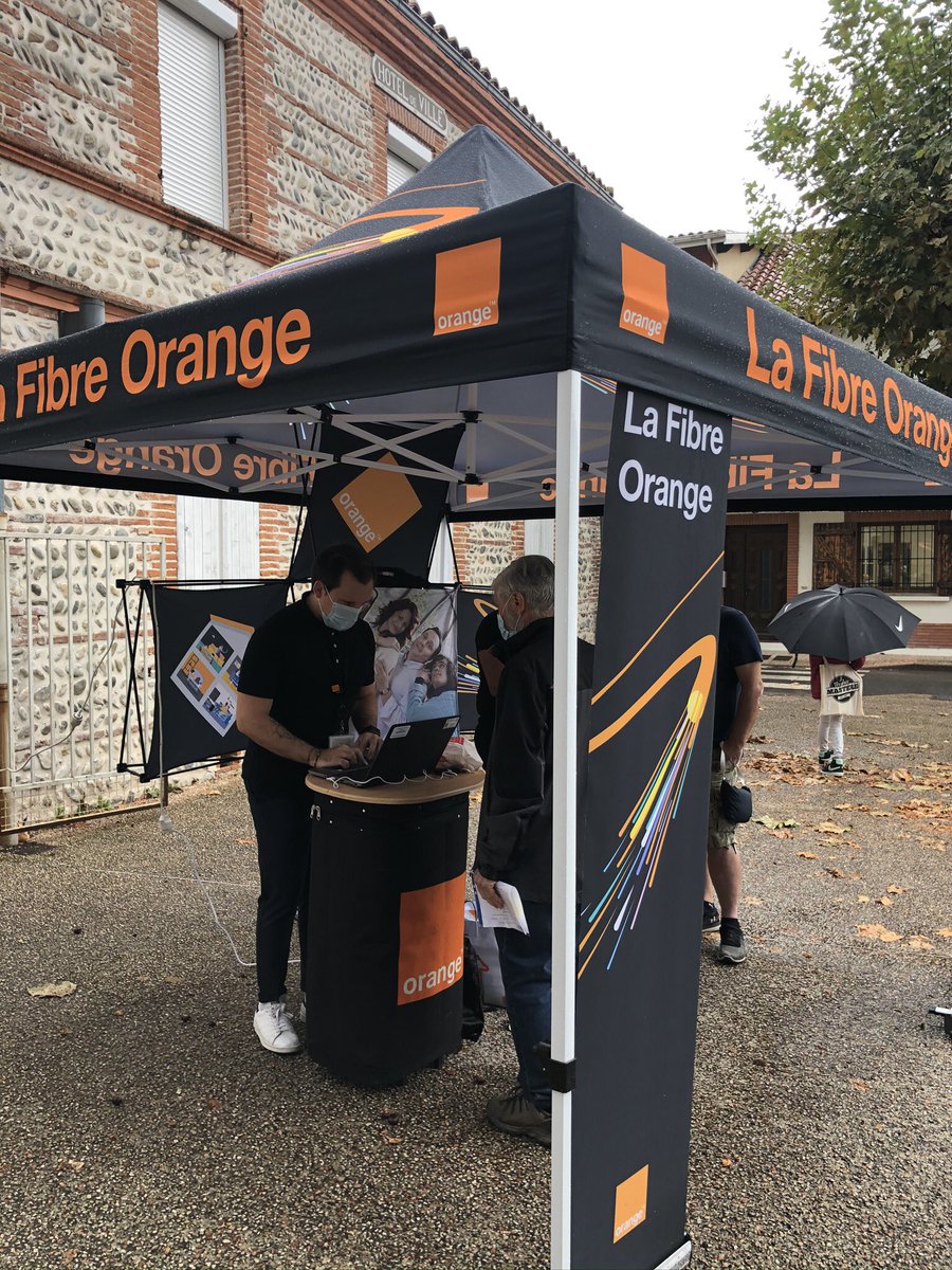 Vous êtes éligibles à la #fibre et vous habitez Pinsaguel ? Venez rencontrer les conseillers #orange sur le stand #fibre, vend 16/10 -10h à 18h, place de la Liberté à côté de la Mairie. Prenez RDV : r.orange.fr/r/SevtOSO <a href="/ggleonardon/">Leonardon Géraldine</a> <a href="/BlanchardMylene/">Mylene Blanchard</a> <a href="/daviddaraux/">David Daraux</a> <a href="/chacha353431/">Charlene hervault</a>