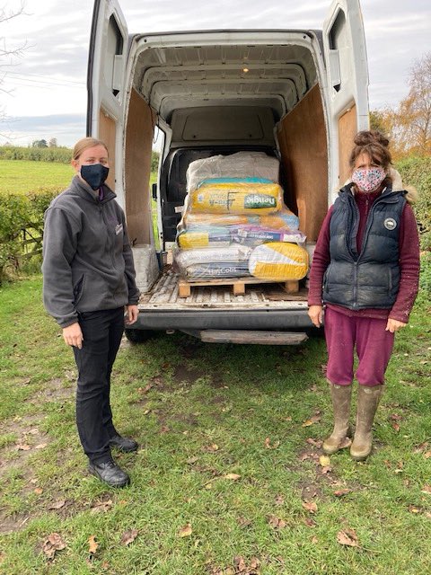 A big THANK YOU to Gladwells Pet &amp; Country Store for the welcome donation of feed and bedding for our #horses, #donkeys &amp; #ponies This is so welcome especially as the days are getting colder &amp; the animals need more supplementary feeding  #ThankYou from all of us 💖🐴 #HorseHour