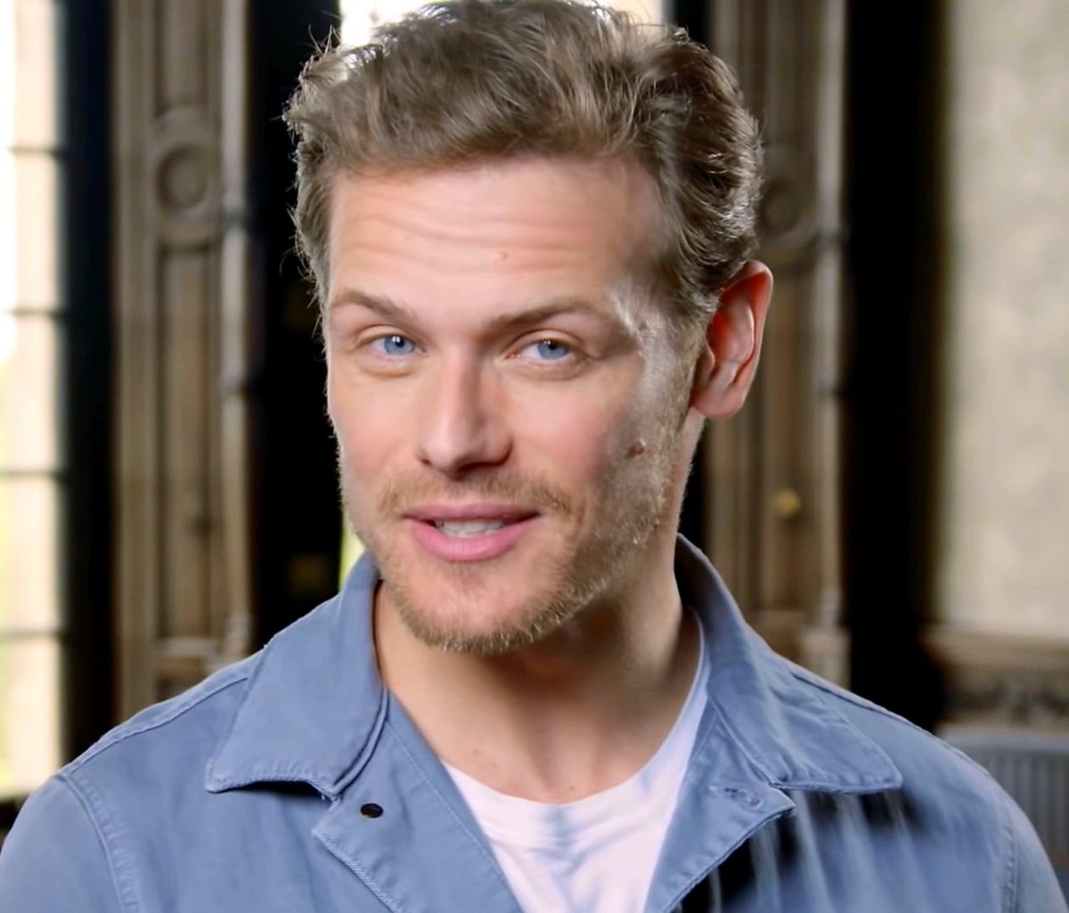 And those baby blues!! #SamHeughan