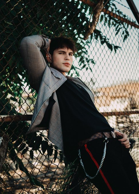 I- https://t.co/UKCHUu1WHR