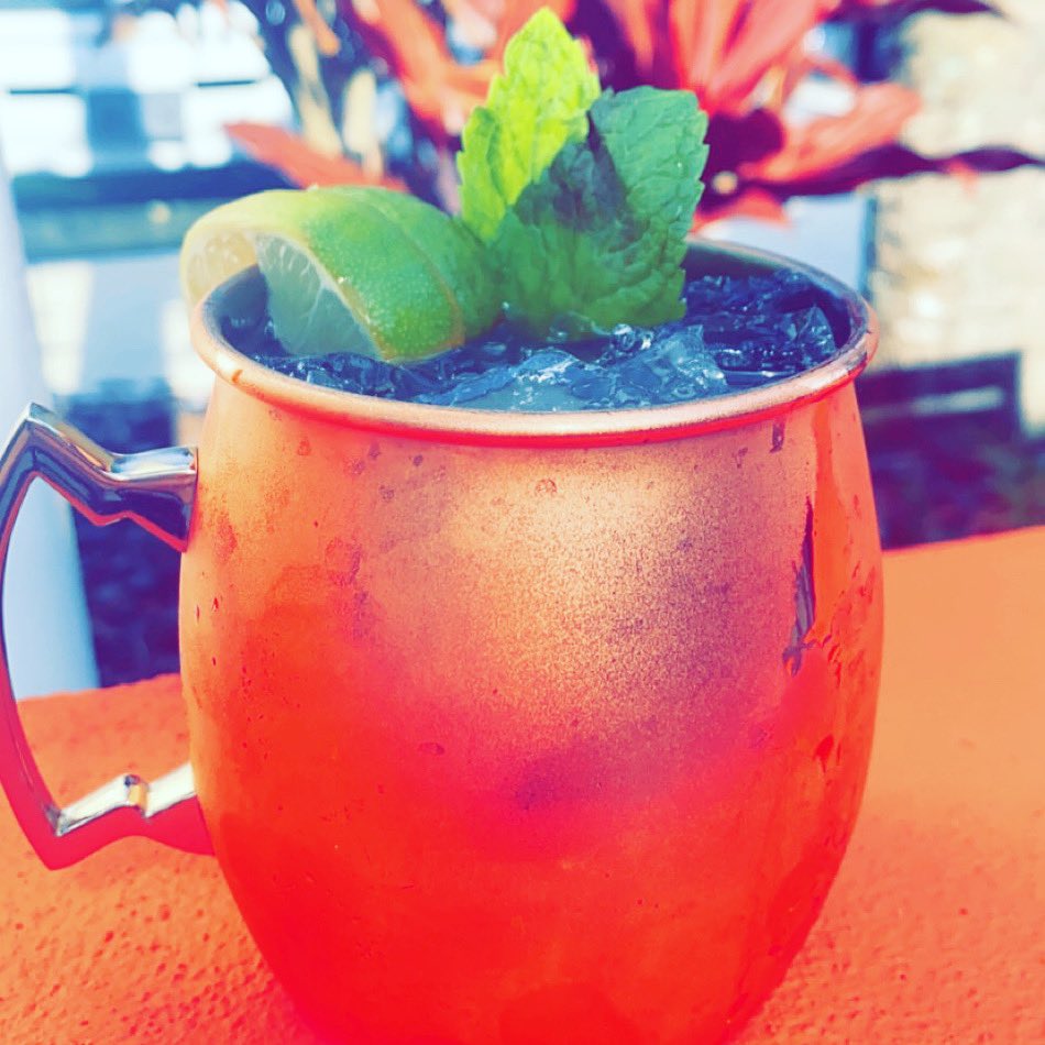 Mule Monday!! $5 Mules all day! #ManicMonday #lulus #moscowmule