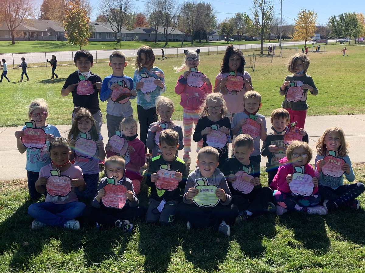 MrsLinzsKindergarten tweet media