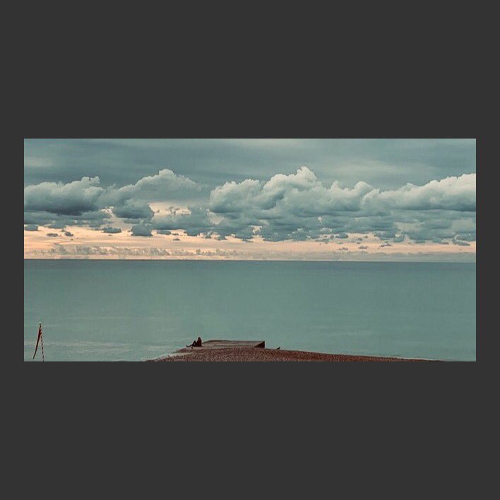 mesxh's tweet photo. ‘Waiting for ...whatever’ 12.10.20 #Hastings #seafront
#mywalktowork #photography #photooftheday https://t.co/5BxNYT1SYm
