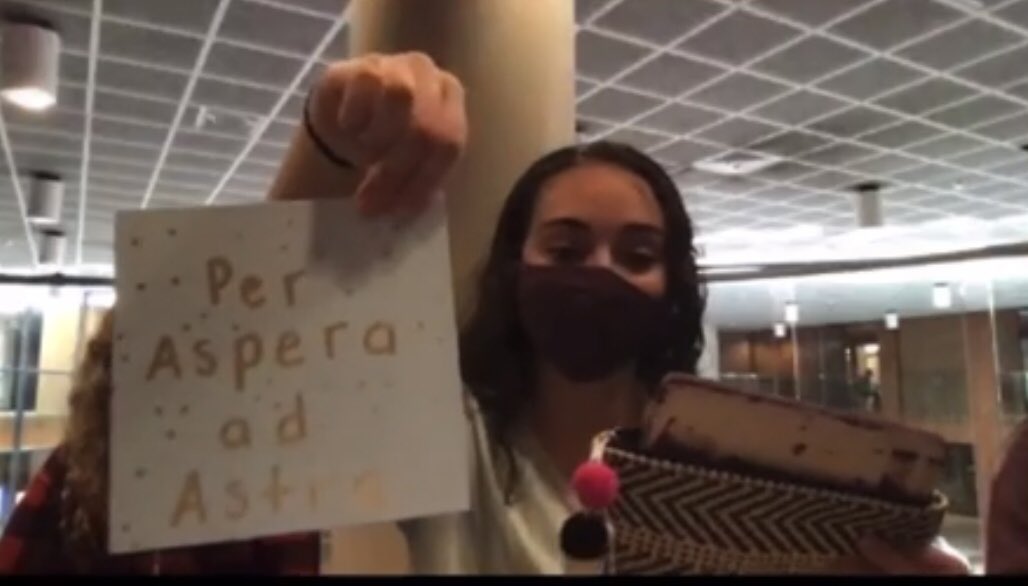 I see you received your very first gift of big little week🙊🤗 how exciting! hopefully the rest of the week is just as exciting🤫