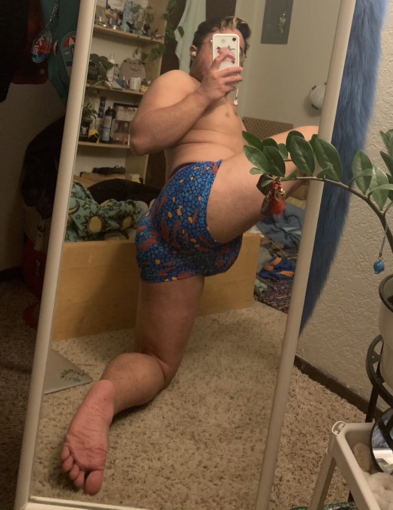 mxxcdc's tweet photo. A or B? 🥶🦋🐟🦕🌀

#thickboys #gayboy #gayporn #gayxxx  #gayfollow #stocky #stockyguy #cub #cubby #bubblebutt #smooth #asianguys #gayasian 
#thickboy #duobara #bara #gayfeet #gaysoles #gayundies #gayunderwear https://t.co/CDScxiCBbm