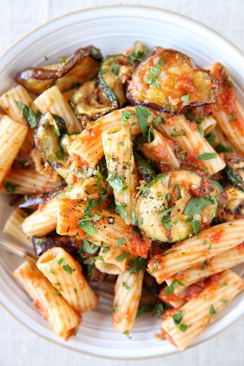 FoodForYou101's tweet photo. #TwitterFood #MeatlessMonday #MeatlessMeals #MeatlessRecipes #VegetarianLife #Vegetables #Yum
Grilled zucchini and eggplant make noodles into a hearty meal.
YIELDS: 4
PREP TIME: 0 HOURS 10 MINS
TOTAL TIME: 0 HOURS 20 MINS https://t.co/AHR66oxH8v