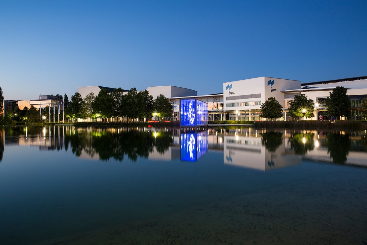 EXPOREAL_Munich's tweet photo. The EXPO REAL Hybrid Summit planned for October 14 and 15, 2020 has to be canceled at short notice due to the currently worsening COVID-19 situation in Munich. 

The cancellation concerns both the physical and the digital part of the event.

https://t.co/MyrBRXjC9w https://t.co/V5bVuoo2BL