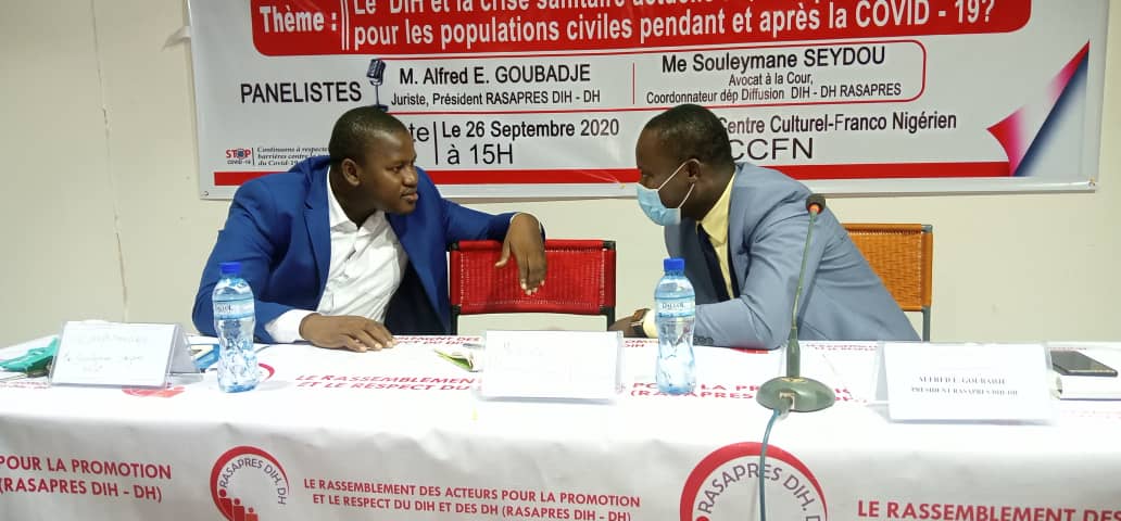 AlfredGoubadje's tweet photo. #Confrence organisée sur le thème le DIH et la situation sanitaire actuelle: quelle protection pour les populations civiles pendant et après  la covid_19
#RASAPRES
#CEDUN
#CCFN https://t.co/hgbcOCd9xg