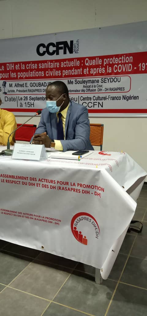 AlfredGoubadje's tweet photo. #Confrence organisée sur le thème le DIH et la situation sanitaire actuelle: quelle protection pour les populations civiles pendant et après  la covid_19
#RASAPRES
#CEDUN
#CCFN https://t.co/hgbcOCd9xg