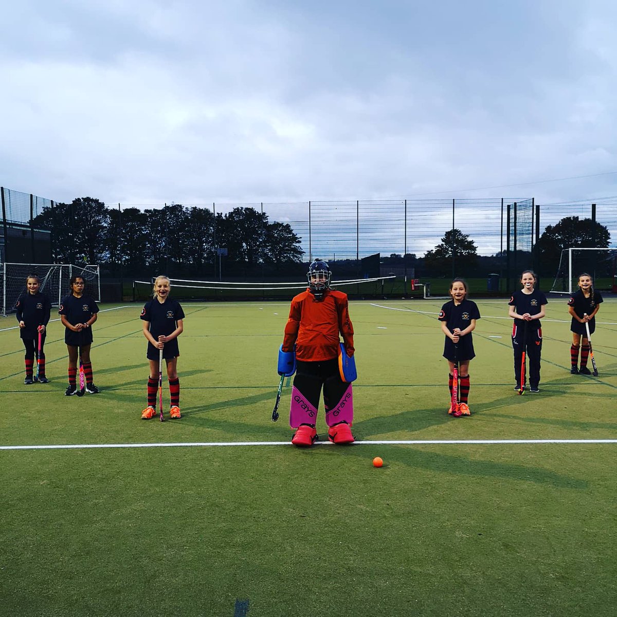 StokesleyHockey's tweet photo. Fantastic performance by these 7 tonight π
A good 3-2 win against Stockton HC
First U11 team, first game, first win = One very happy coach!
#TeamStokesley #MiniStokesley #Teamwork #BeautifulHockey #PlayersOfTheFuture https://t.co/8ZShwY84GW