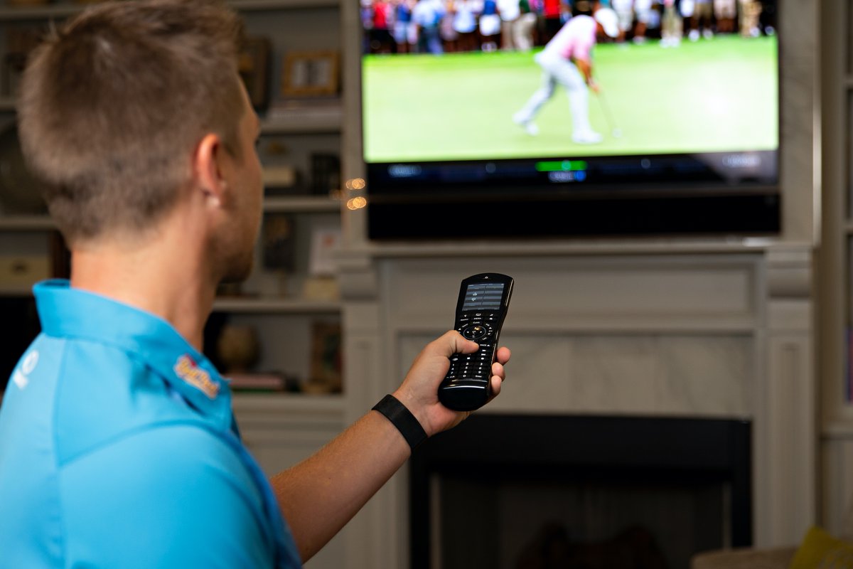 Nice_ELAN's tweet photo. Congratulations to Austin Cook for finishing Runner-Up last night at the Shriners Hospitals for Children Open in Las Vegas!⛳ 👏
Did you know #AustinCook uses #ELAN® in his home? Read our coverage of the beautiful installation done by Sound Concepts! https://t.co/Sg0GmUnXoD https://t.co/u8tt8ZxFo3