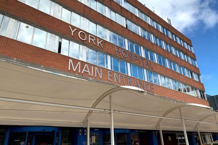 theyorkmix's tweet photo. Monday update: Two more deaths at York Hospital as #coronavirus rate remains high #yorknews
https://t.co/xyJrn9cKMF https://t.co/O7VakpSC5K