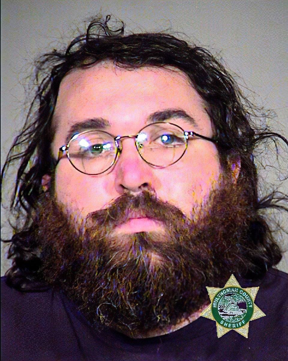 Arrested at the violent  #antifa Portland protest & quickly released without bail:Matthew Gregg, 32, of Portland  https://archive.vn/9GU2l Kayla Marie Suitor Upperman, 33, of Wood Village, Ore. https://archive.vn/MDEsy  #PortlandMugshots  #PortlandRiots