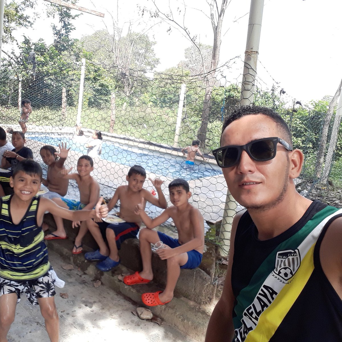 BotelloJaider's tweet photo. #NuevaFotoDePerfil https://t.co/rwnbhT8GJ0