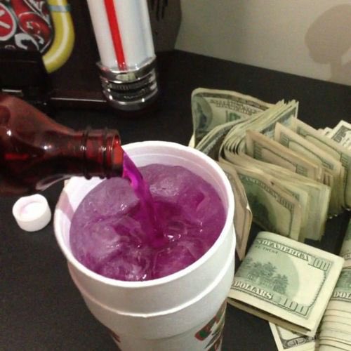 Who she thinks has money vs who really really has money 😂😂😂