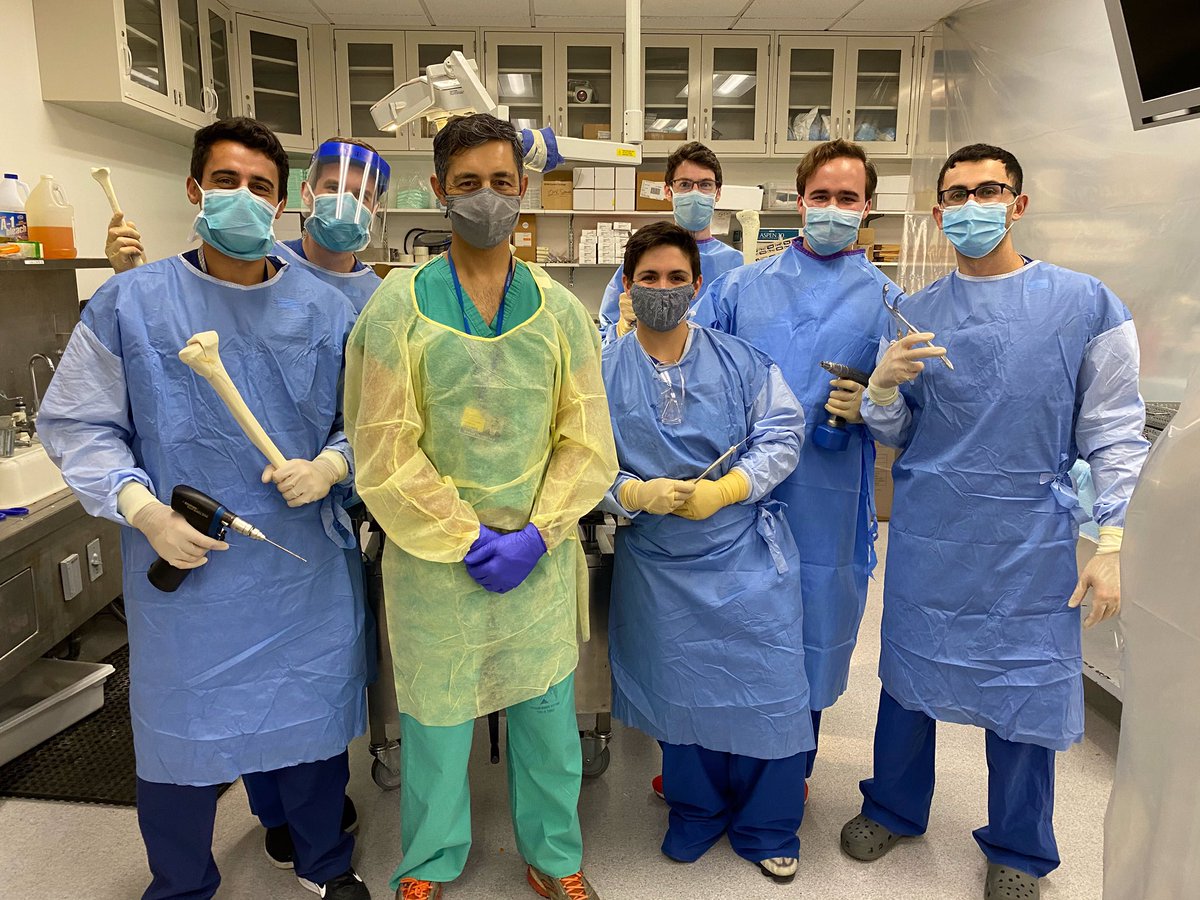 Great day at October Skills Month learning from the best @bikelephant <a href="/HopkinsOrtho/">Johns Hopkins Orthopaedics</a> 🦴🦴