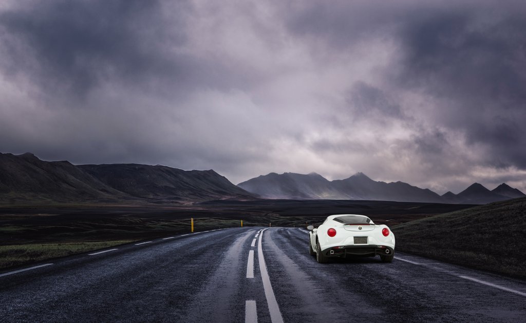 drivly's tweet photo. Engineered like a supercar, the impressively lightweight Alfa Romeo 4C Coupe is sure to stir pure envy. With 2016 models available for $40k, this is an exotic that you can afford. 
#alfaromeo #alfaromeo4c #4c #drivewaydreams #dreamcar #exoticcars #supercar
https://t.co/VQQAUcdR2Q https://t.co/KvCi5gTG5b