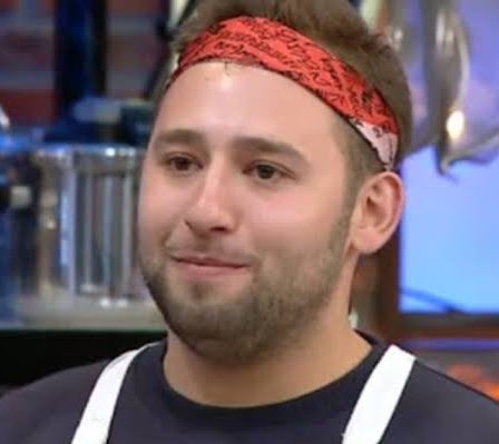 CakCimbomlu's tweet photo. Vay be resmen gıcıksporu kurmuşlar şuraya bak
#MasterChef2020 https://t.co/n21NTwJQTj