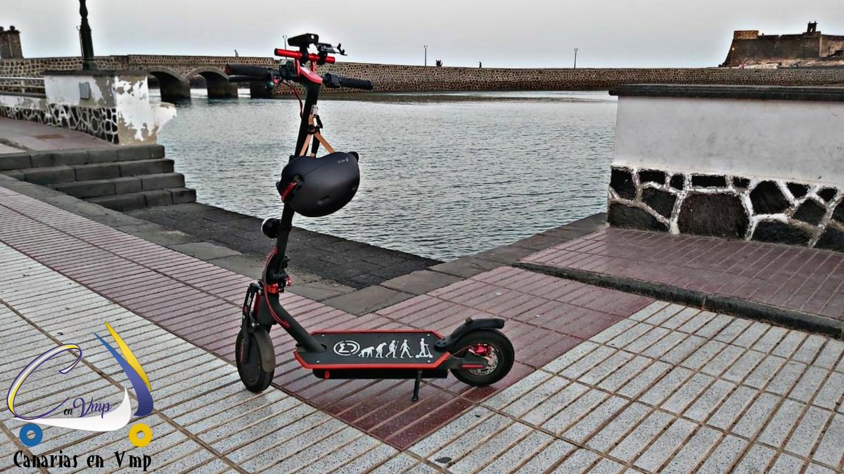 CanariasenVMP's tweet photo. No bajemos la guardia con la alerta sanitaria. Seguimos pensando que usar el #vmp es la mejor manera d moverse x la ciudad guardando distancia.

#canariasenvmp #islascanarias #patinetecanarias #movilidadsostenible #movilidadelectrica #patineteelectrico #electricscooter #patinete https://t.co/lUiDsZfphg