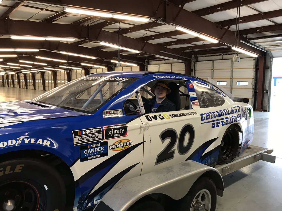 NASCARSammy's tweet photo. Thanks @ChicagolndSpdwy for making the 1st stop of my #PositivityTour AWESOME! 
I  hoped to meet @Scott_Paddock &amp; take a picture with my #AutismAwareness sign. 
But,  I met everyone, rode around the track 100mph, visited spotters tower, threw the caution lights!
Thank you all. 🏁 https://t.co/RehI7ubiaG