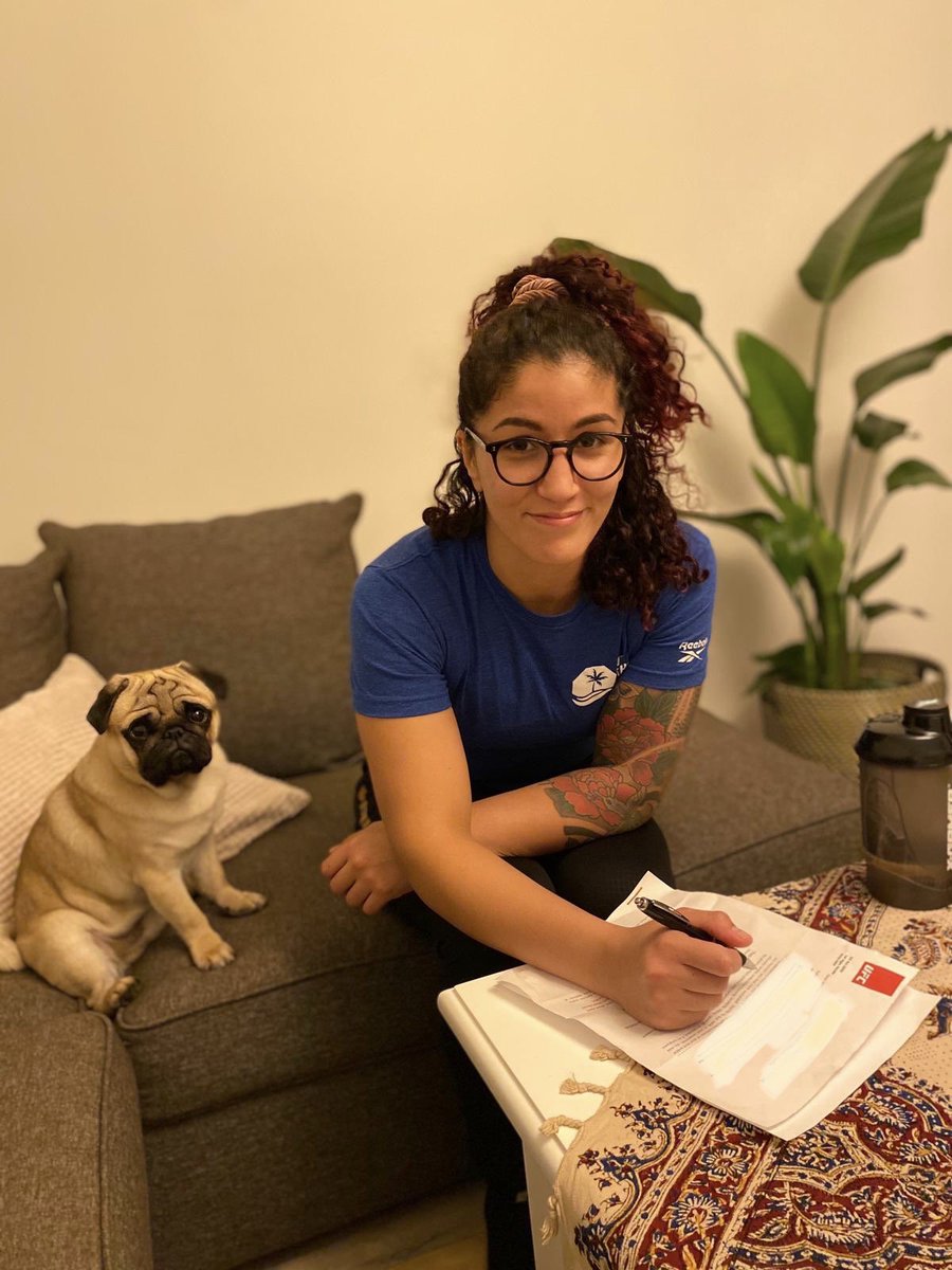 Just signed my second contract with @ufc βΊοΈ
I feel blessed Iβm able to continue my journey towards my ultimate goalπ
Fight news coming soonπππ
Thanksππ»πΊ
@MajdiShammas
@NimaSafapour
@ufc
@mickmaynard2
@ArteSuaveDK https://t.co/xvred4Em0Q