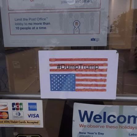 This is on the front door of a US Post Office in Thorndale, PA.
Unacceptable. https://t.co/HhfvfwhDhl