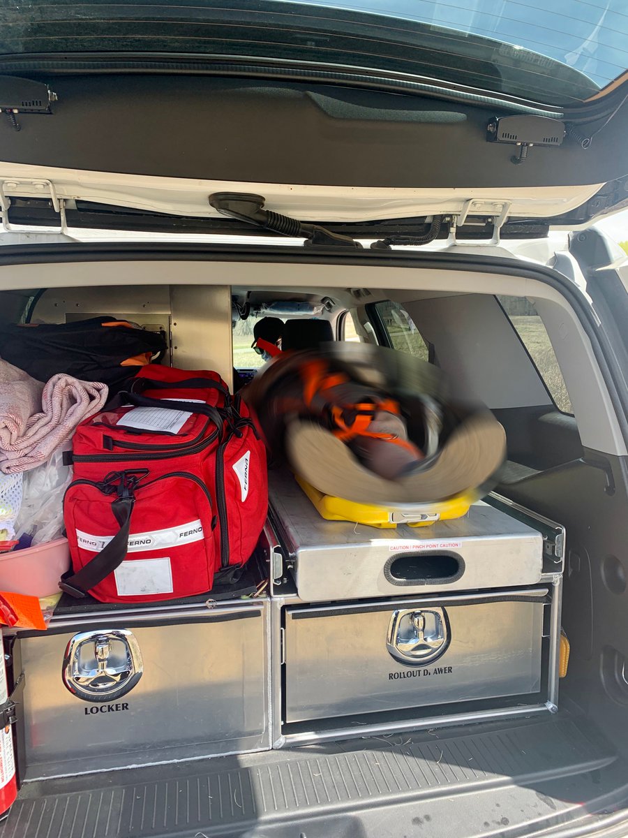 ahs_ems's tweet image. Did You Know? #yourEMS fleet includes a corps of specially designed sport utility vehicles (SUV), able to extricate patients from difficult-to-access areas, to a waiting ambulance. These SUVs are located across #Alberta, operated by a number of different teams.