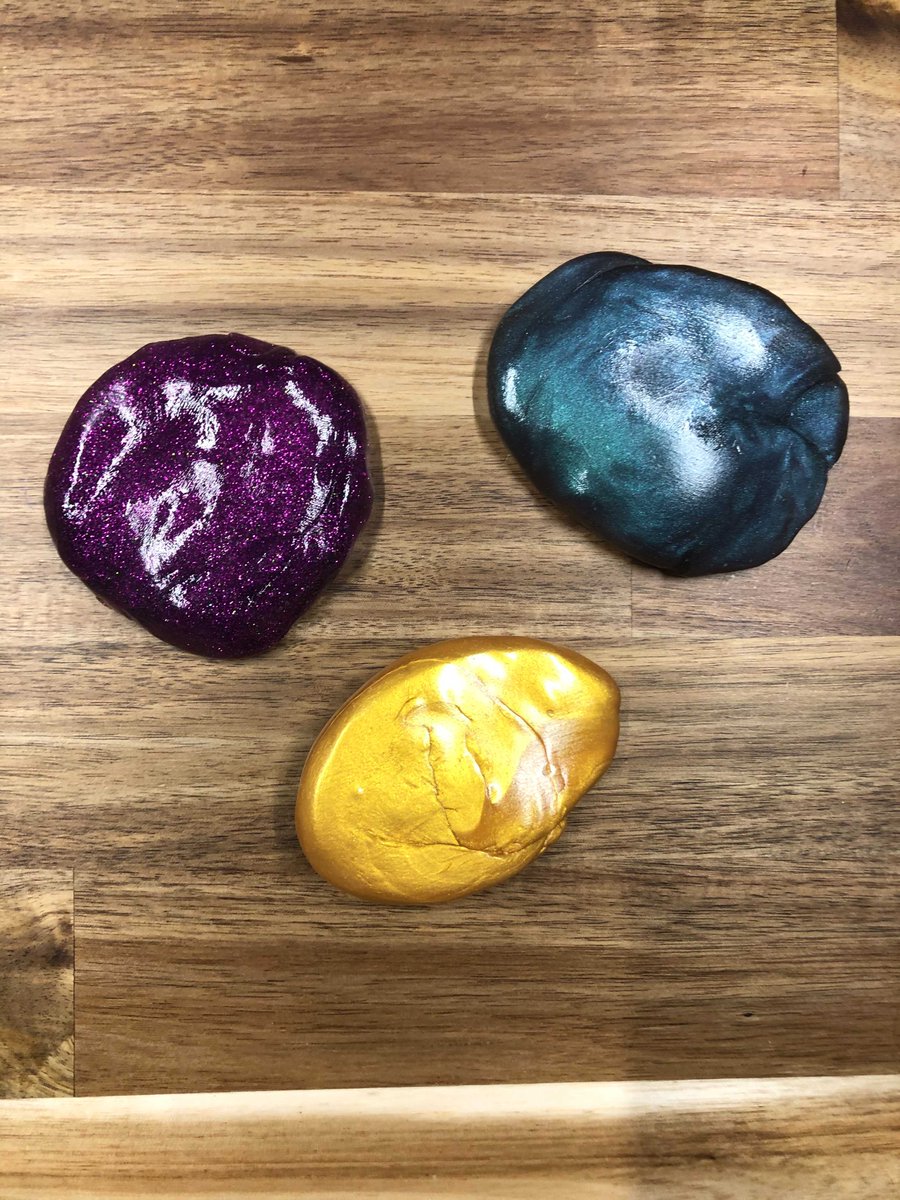 origsupercool's tweet photo. You can get 3 putties for under $15! 😮 Our 3 pack comes with the putties in bright gold, sparkly purple, and holographic green! 💚 Stretch, squish, or tear the putty! Find it here: https://t.co/tFN8lsk6zO
#putty #play #toys #gifts https://t.co/LamxCXe4UK
