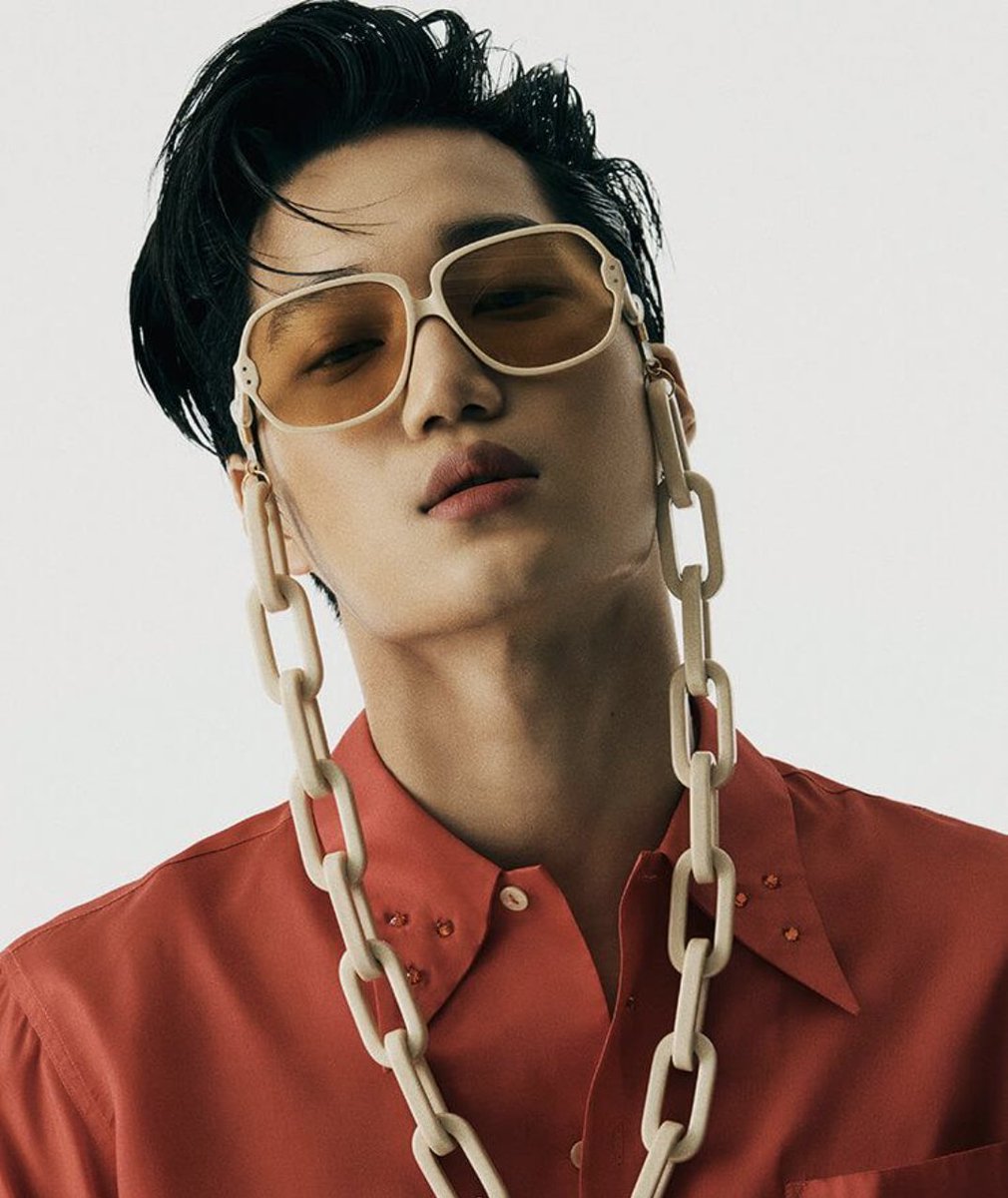 TheAffinityMag's tweet photo. Rumors are flying that Kai of Exo may be the first ever man to be a Bobbi Brown muse!

Are you here for Kai being an official muse? https://t.co/xcfqjZwbbl