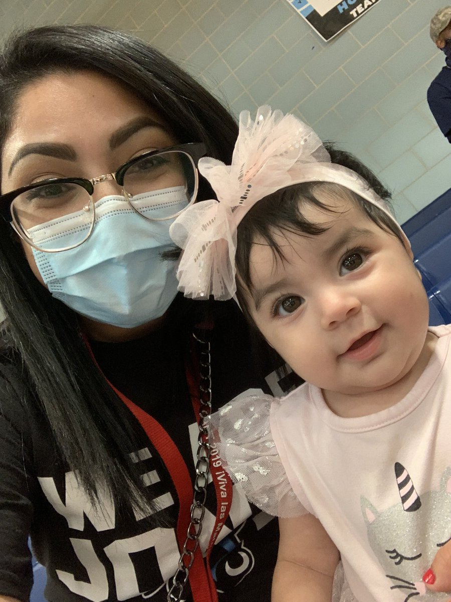 JustAskMedel's tweet photo. Back at it again watching the Lady Toros take on the Lady Hawks. @JonesMS_AISD https://t.co/Vgb2XkabNS