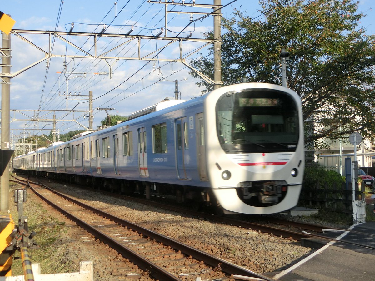10月の列車 おはようございます ドラえもん電車であるfが 朝の西武多摩湖線に 5533電車 5504電車で 昨日に続いて入線しました Seibu Unyo ドラえもん Doraemon Go 10月の列車 おはようございます ドラえもん電車であるfが 朝の西武多摩湖線に 5533電車 5504電車で 昨日に続いて入線しました Seibu Unyo ドラえもん Doraemon Go