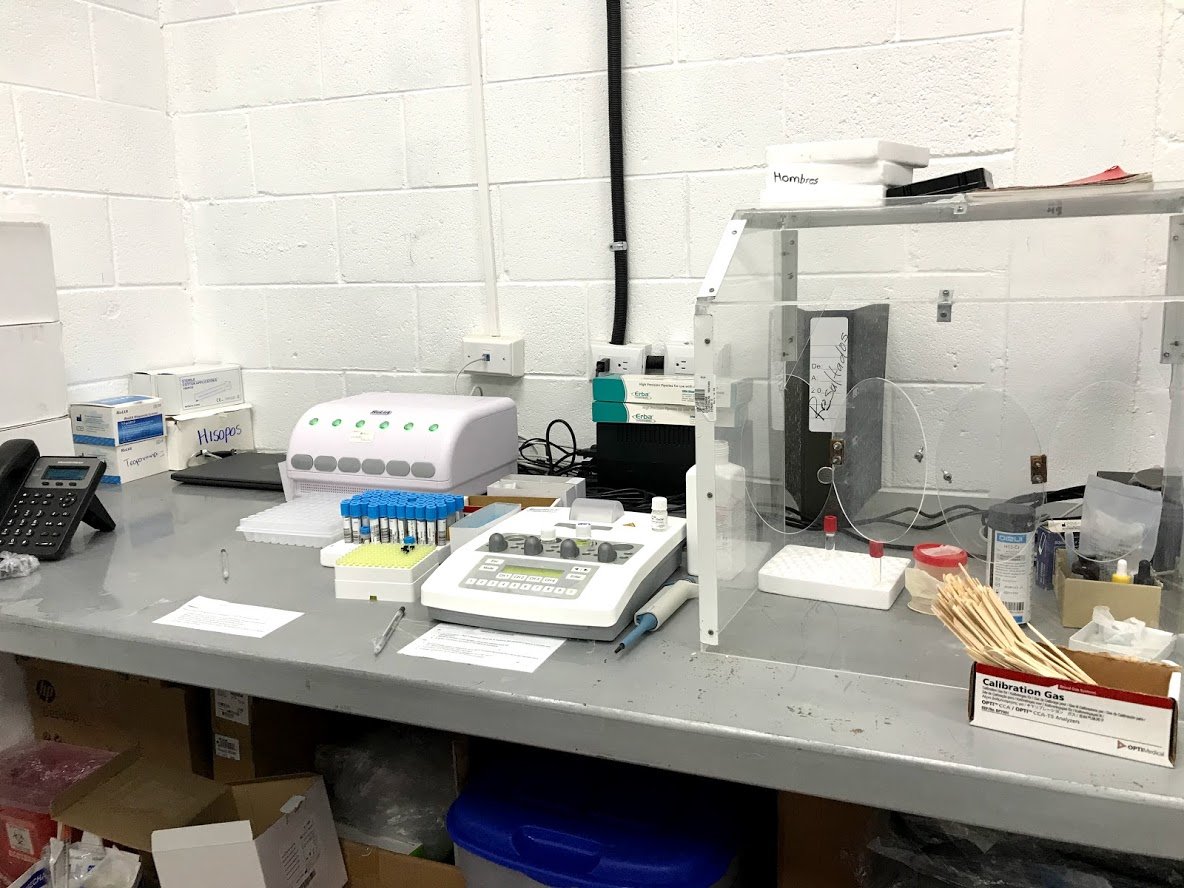PDHgt's tweet photo. #SupervisiónPDH al #HospitalTemporal #Quetzaltenango
Hallazgos Laboratorio clínico:
- Realiza pruebas de hisopado, hematología y química sanguínea.
-El hisopado para PCR se está priorizando para el personal que labora en el hospital temporal. https://t.co/sJAvmJoL9T