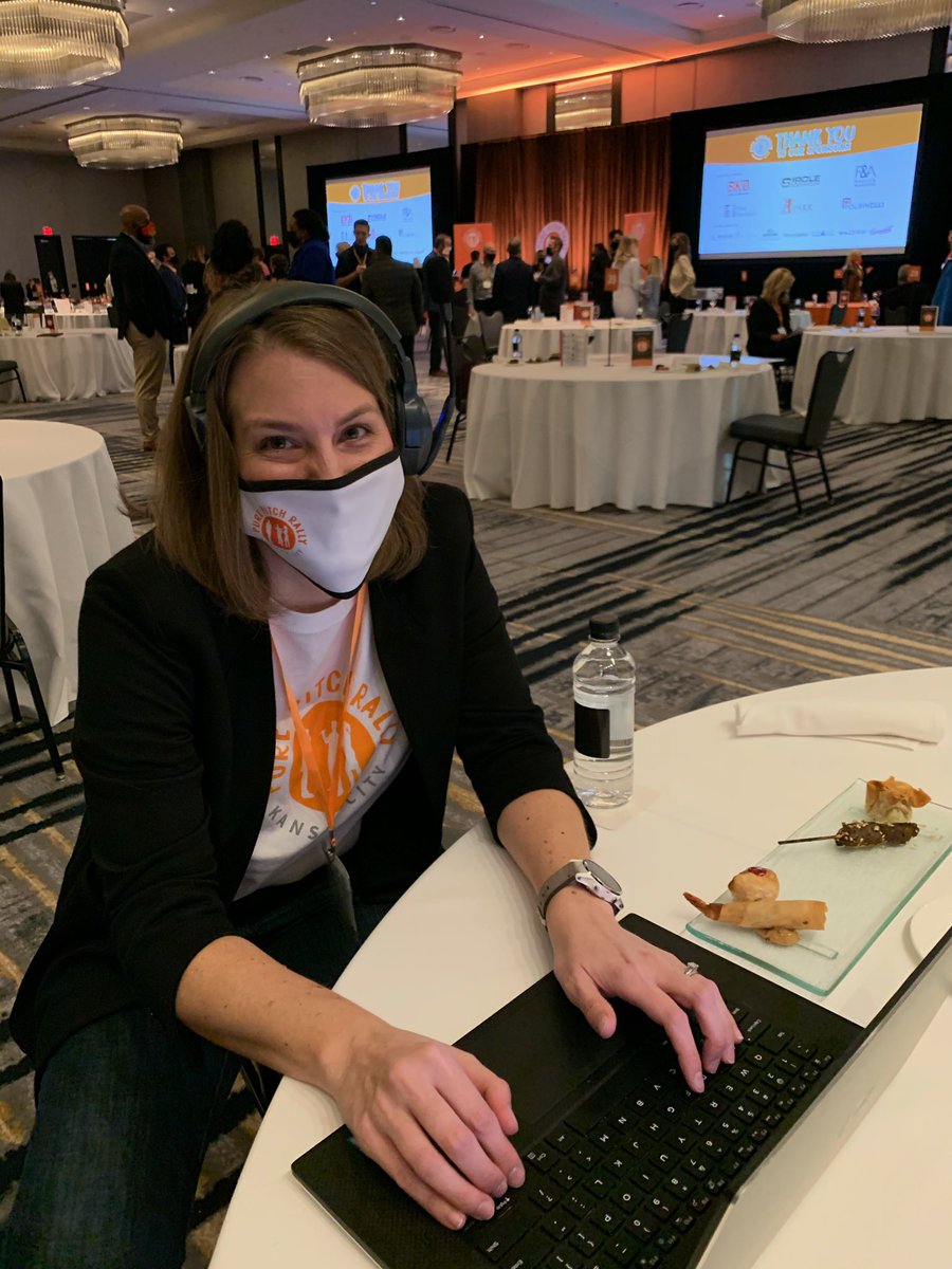 CircleSideways's tweet photo. Our founders are helping to run the show at @purepitchrally! #startupkc #PurePitchRally https://t.co/4aB0SyYdg3