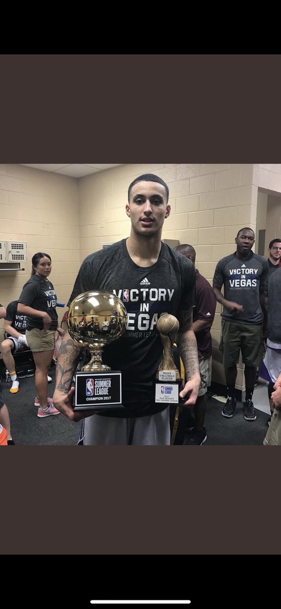 kuz tweet media