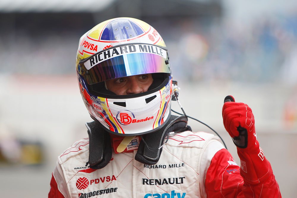europeanwf1's tweet photo. @RicciardoWF1 @SamBirdFake @JrPiquet 44/44

E AS VENEZUELANAS VÃO A LOUCURA, @Maldomito VENCE APÓS DOMINAR QUASE QUE TODA A CORRIDA!!! @JrPiquet ainda consegue terminar num ótimo 2° lugar e Fillipi (@RBToroRosso_GP2) acaba em 3°.

Top 8 fechado com novamente as 2 @BugattiGp2 pontuando, que final de semana para eles! https://t.co/GlmxpDjmEx