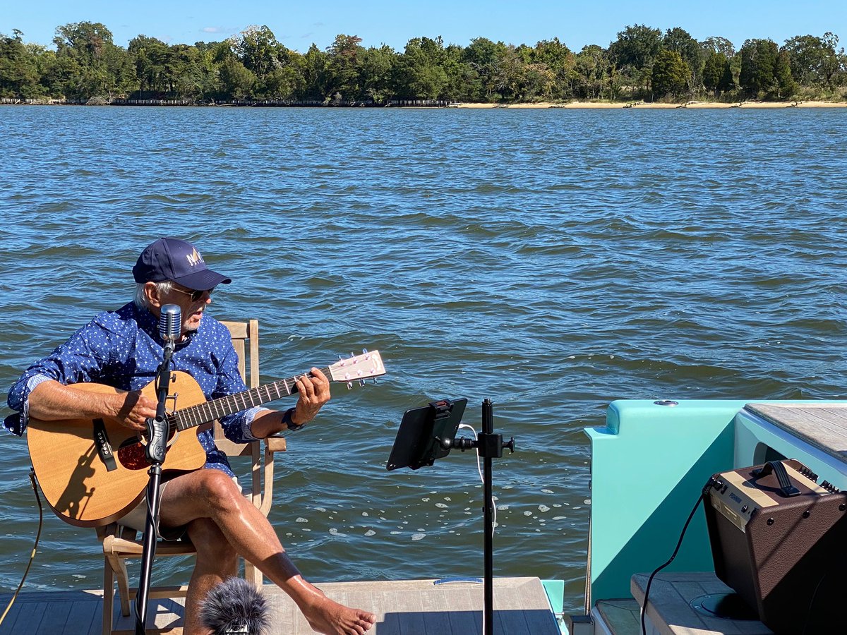 jimmybuffett's tweet photo. Tell my story pain and glory
Guess my occupation
Free and easy warm and breezy
Overnight sensation https://t.co/yFUWqM1ZMS