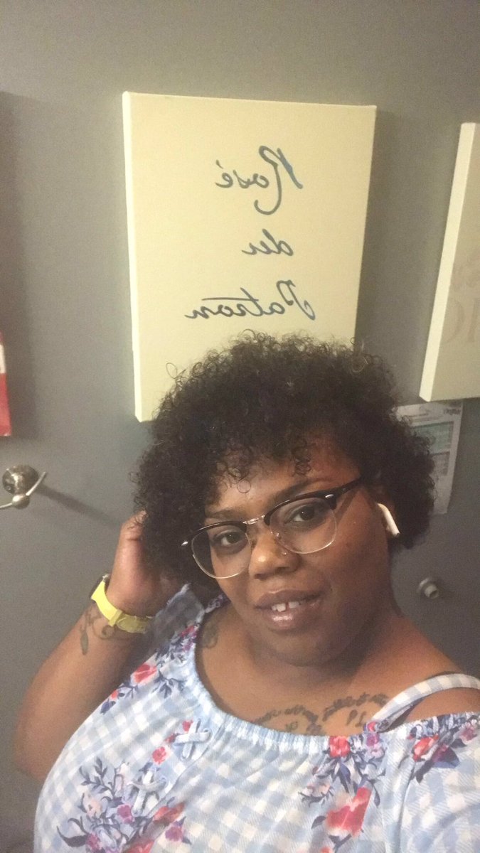 Fluffy_Delite's tweet photo. Curls for days....all naturale #FineBBW #SelfLove #WineTasting https://t.co/BwJyFobNOb