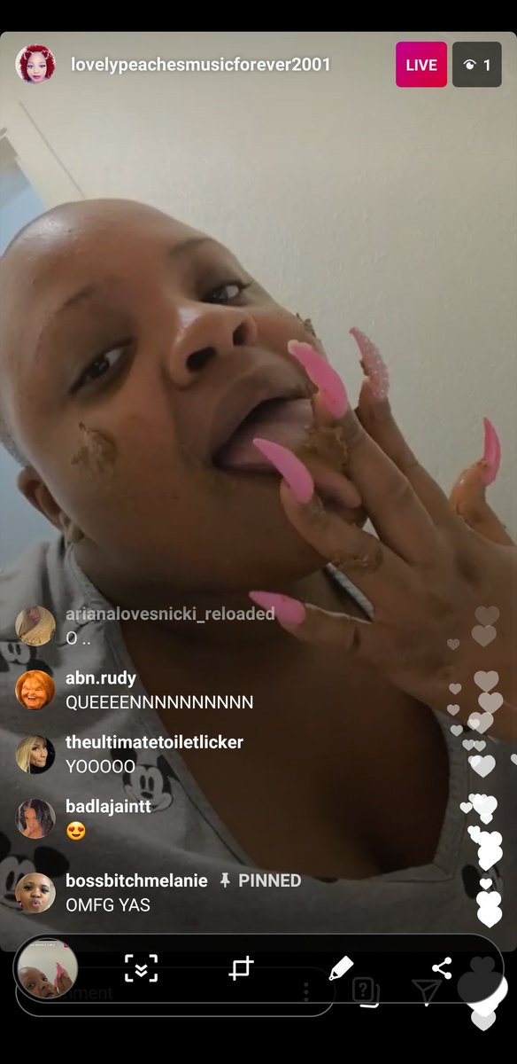 burymeanangeI's tweet photo. cw lovelypeaches + shit???

this r@t just went live eating her shit and smearing it on her face for a few seconds and then left??? she's so disgusting ew what the fuck https://t.co/PqpsZ0Wo1k