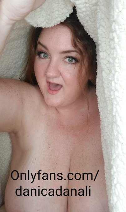 This full set of photos will be on my paid Onlyfans tomorrow! You can see some of them on my free page<a href="/tag/tuesdayvibes"class="tags"><span>#tuesdayvibes</span></a><a href="/tag/rt"class="tags"><span>#rt</span></a><a href="/tag/onlyfans"class="tags"><span>#onlyfans</span></a>