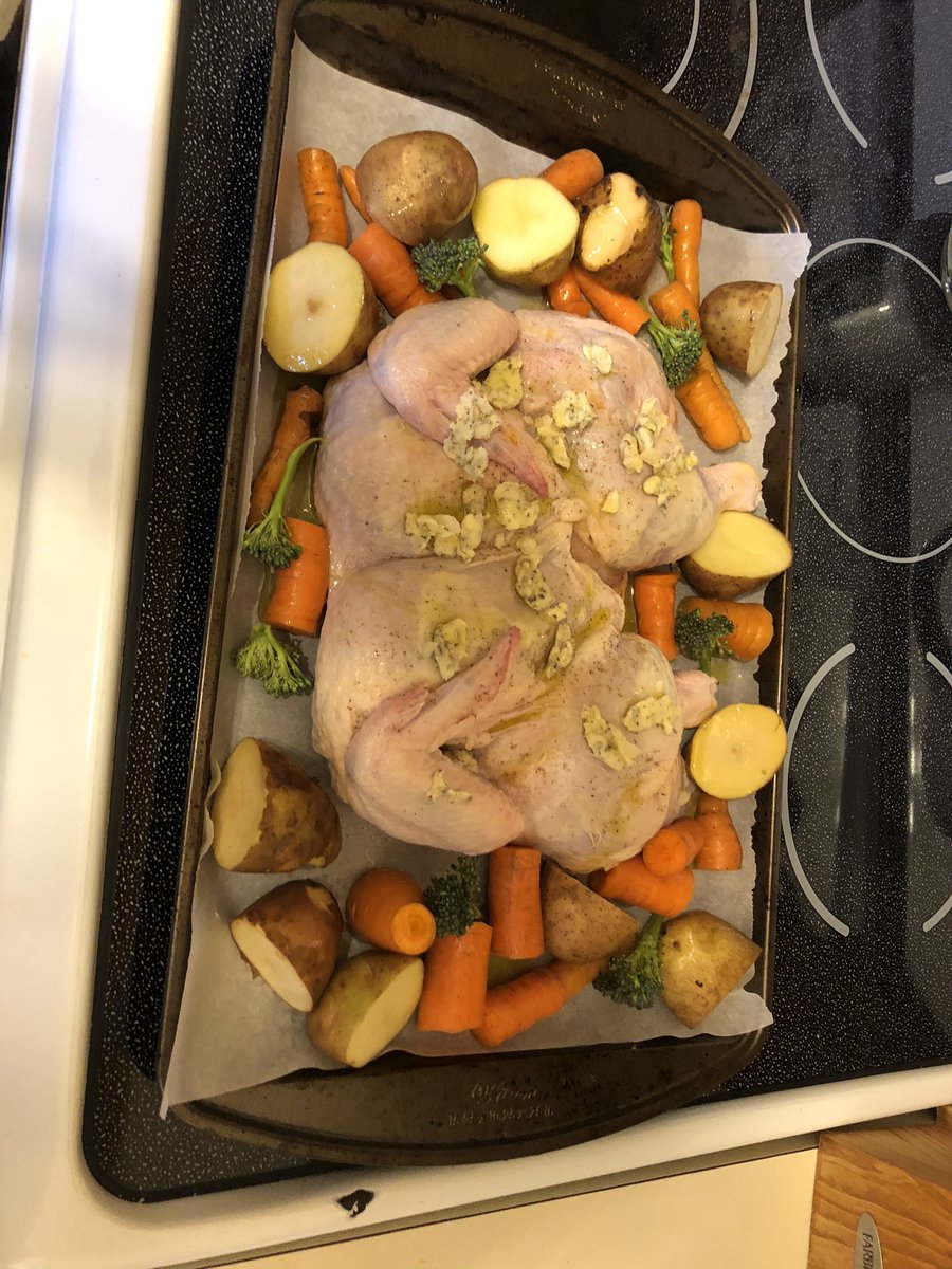 Spatchcock chicken with roasted veggies grown in the backyard!  #thanksgivingCanada