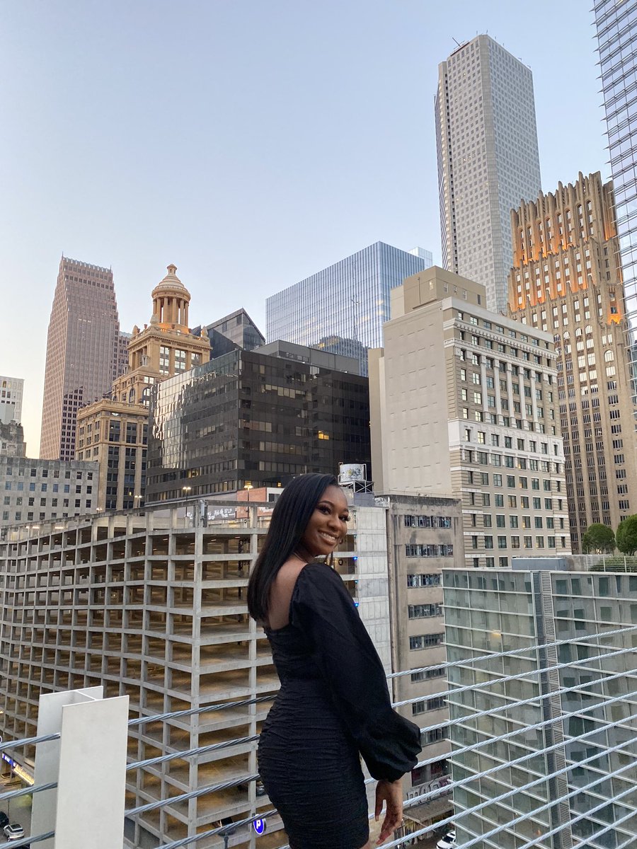 syd5simone's tweet photo. 🤍 https://t.co/T2vmUnhwum
