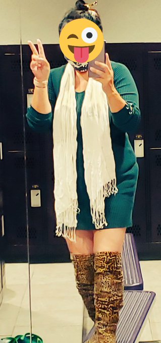 You know you are short when... Haha https://t.co/CcORF9DZi8