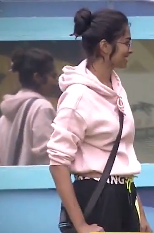 DiviNunchi's tweet photo. @StarMaa 10 votes/day π€ 888 66 58 214
10 votes/day π±Hotstar App/Website
#VoteForDivi #Vote4Divi #WeSupportDivi #Divi #TeamDivi #BiggBoss4Telugu #BiggBossTelugu4 #BiggBoss2020 #Tollywood #BiggBoss #DiviVadthya #ActorDivi #DiviinBB4 https://t.co/OrTs0otr0v