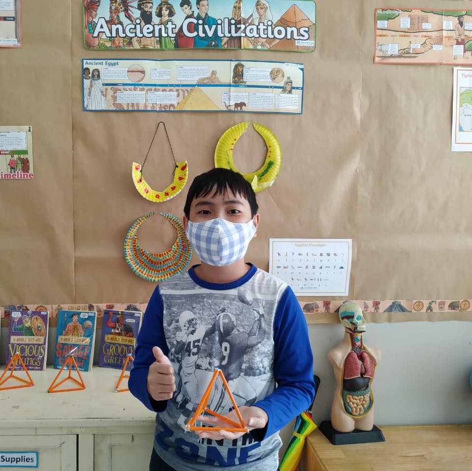 TGTISPP's tweet image. The #PassionatelyCurious students at the PY Campus were challenged to spur the development of logic and cognitive skills by building their own pyramids. The experiment was challenging, but with great enthusiasm and critical thinking, they were able to complete the activity💯