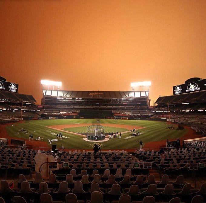 US: Cardboard cutouts watching baseball game under a blood orange sky New Zealand:   https://twitter.com/kevpluck/status/1315286358110466050Daily life in NZ, Vietnam, China has largely returned to normal. At what point will we learn from their playbook? ht  @devisridhar  https://www.theguardian.com/commentisfree/2020/oct/10/continual-local-lockdowns-answer-covid-control