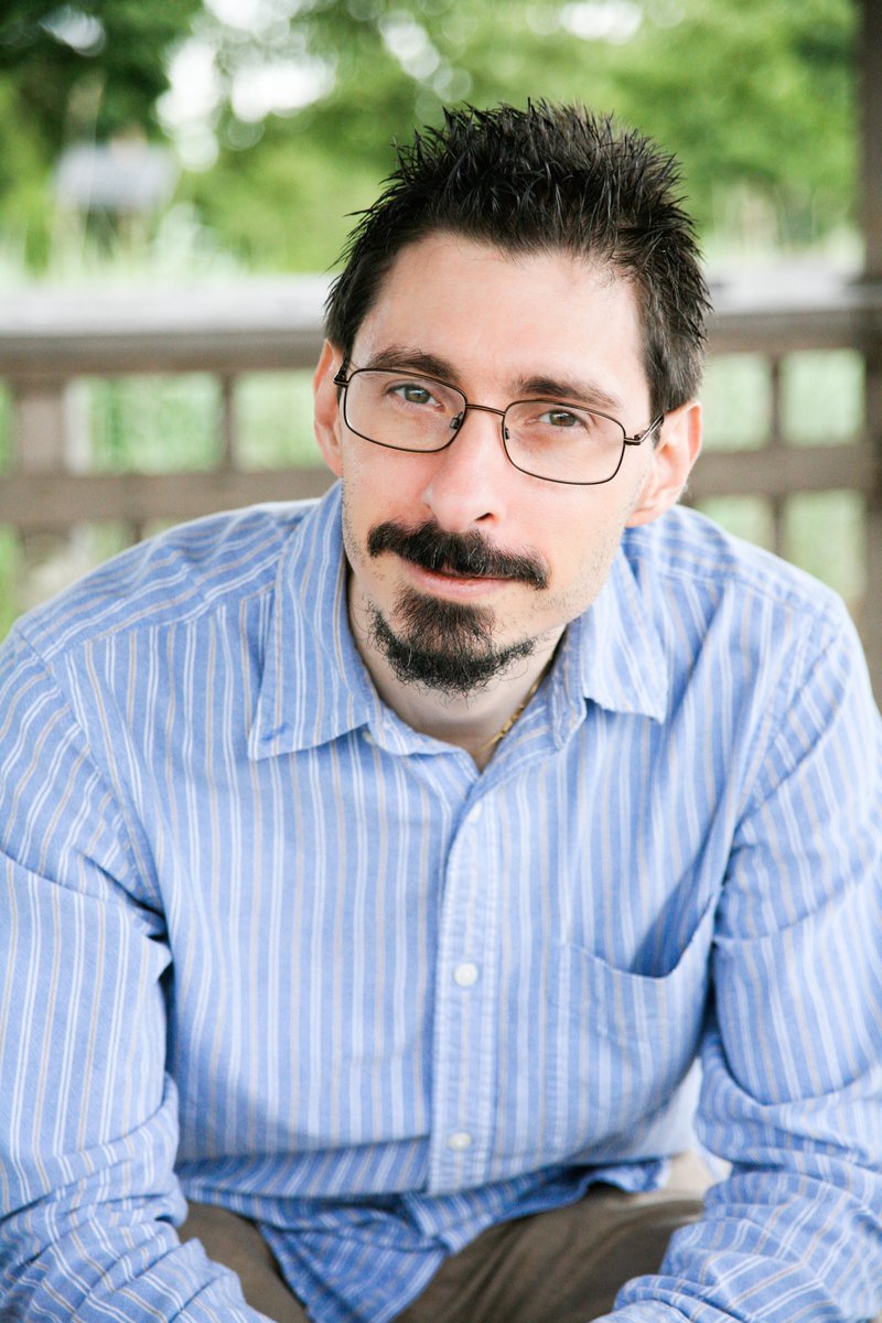 3 days left! Our current call for MMXX CE: 2020 in Poetry (print) is here: cocolit.org/quiddity.

Send poems that remind us our bone centers are liquid, like this one did—from @miketoddyoung, featured in Quiddity’s current issue: tinyurl.com/y45ok757