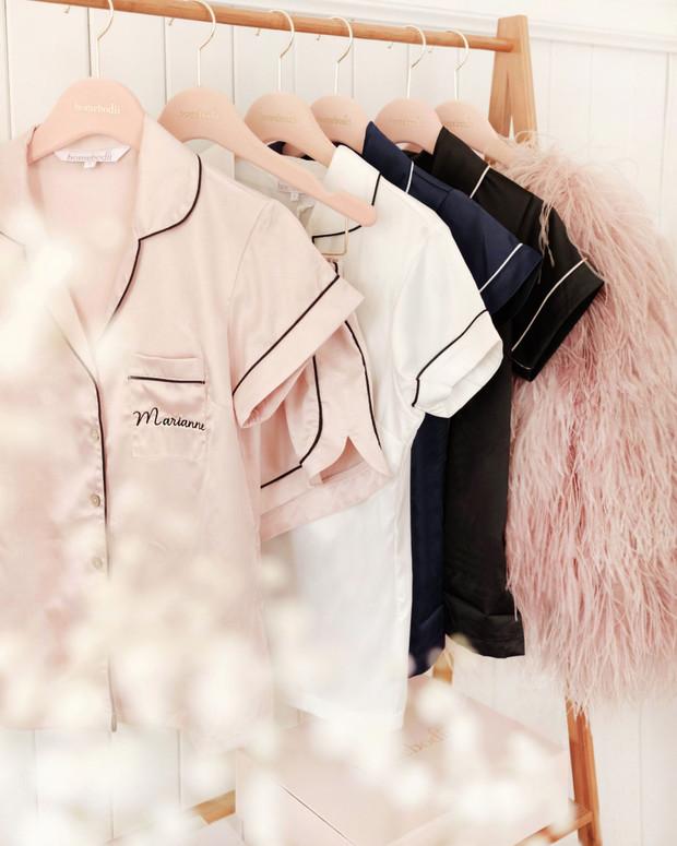 RhorNight's tweet photo. #personalisedpajamas #customized

🥰Rhor Night which specializes in luxury high-grade sleepwear, sincerely wish you and your loved ones Good
Night with our gentle service.🌙🌙

let's get a set of pajamas with your lovely name🌸🌼💓

#clothing #sleepwear #pajamas #pyjamas https://t.co/W1TuDmhNnO