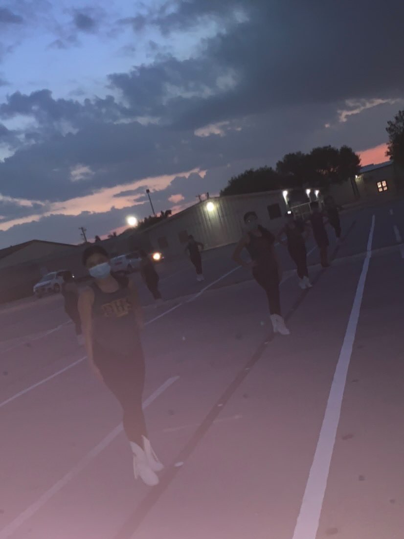 d_ettes's tweet photo. The D’ettes are officially back at practice, while keeping our distance!💗 First practice:COMPLETE✅ https://t.co/I6iFD0v5s2