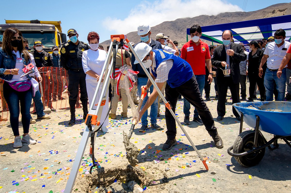 Subpacifico's tweet photo. SE DA INICIO A LA CONSTRUCCIÓN DE LA CARRETERA AL CERRO DE LA JUVENTUD DE CHIMBOTE
Gestión regional de Morillo busca impulsar el turismo y la economía en la costa ancashina. https://t.co/kyEQIhv5zR