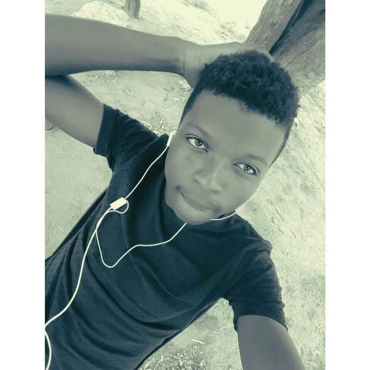 kandiwa_maxwell's tweet photo. https://t.co/dXuAs43iV3
